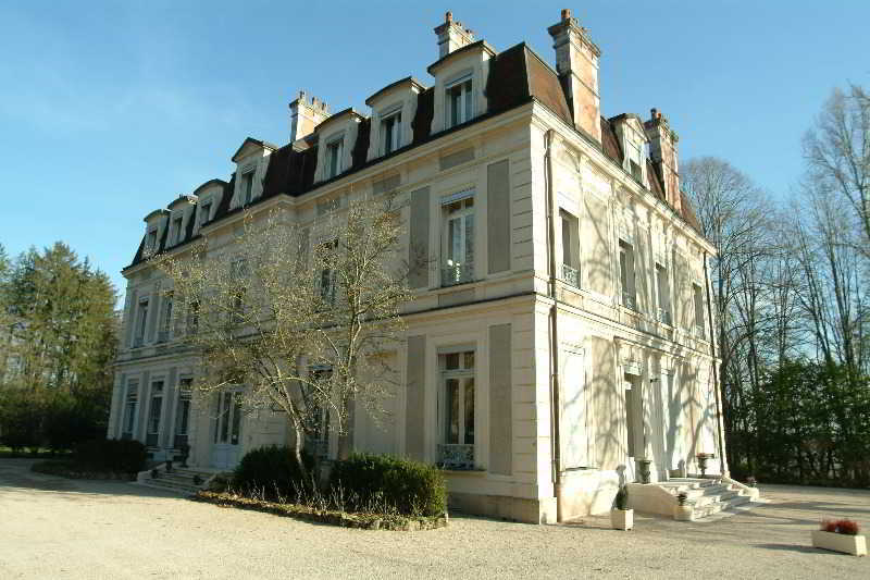 Chateau De La Dame Blanche - Logis Geneuille Luaran gambar